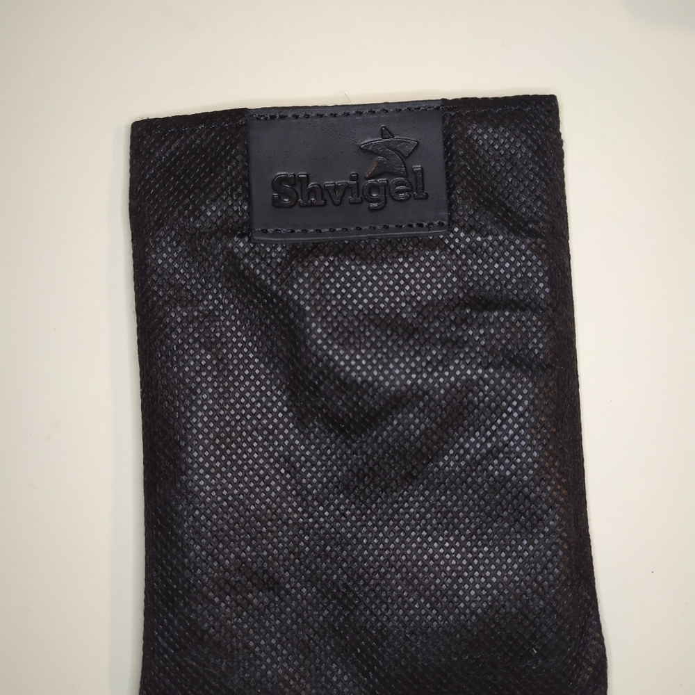Leather Passport holder ( Black Vintage) - Picture 4 of 4